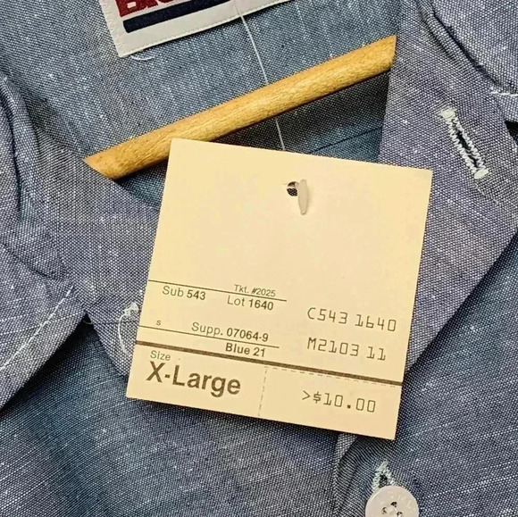 Vintage 70s Big Mac short-sleeved button-down chambray blue shirt. Size XL NWT - Picture 4 of 6